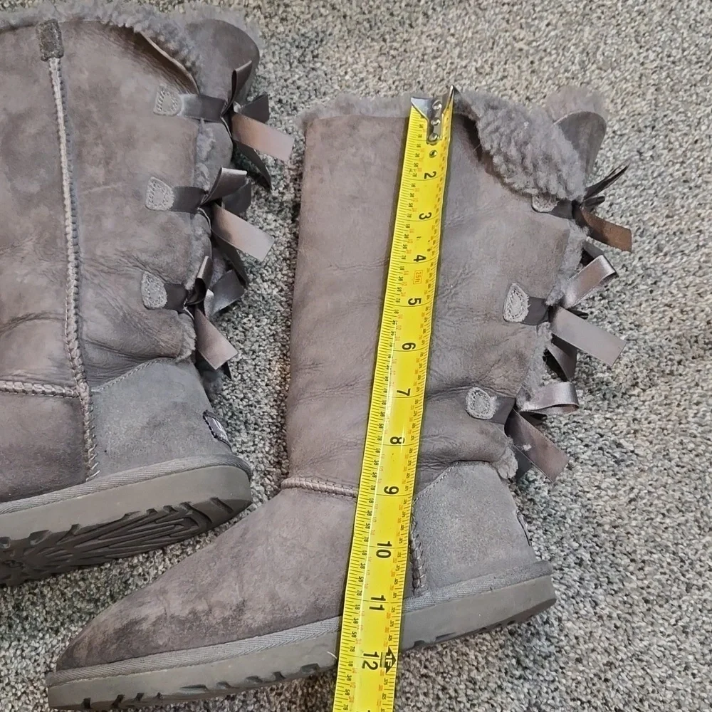 Ugg Australia Women Tall Bailey Bow Trip back Leather Sheepskin Boots shoes sz 6